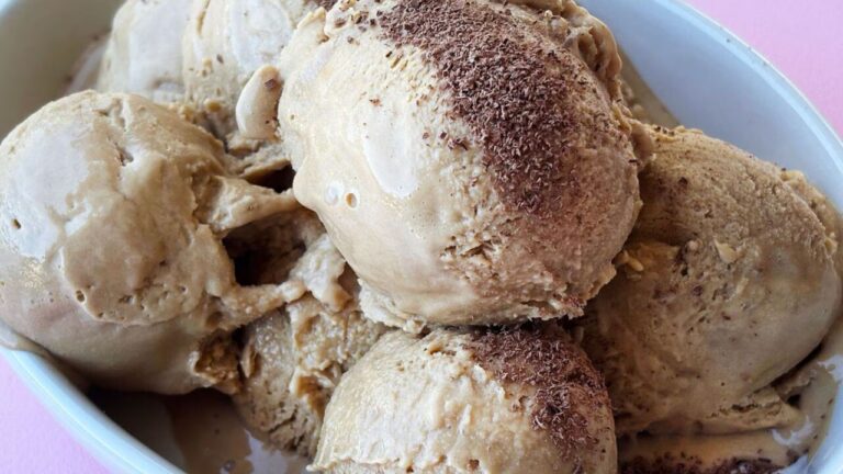 4-Ingredients Ice Cream